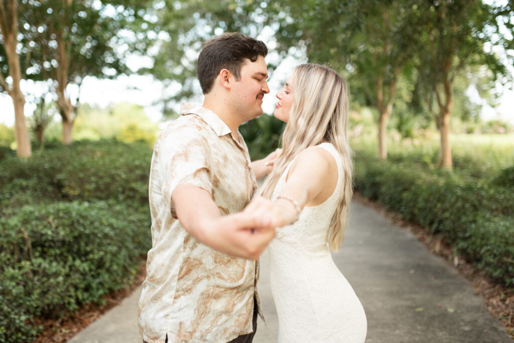 engagement session downtown pensacola veterans memorial park 