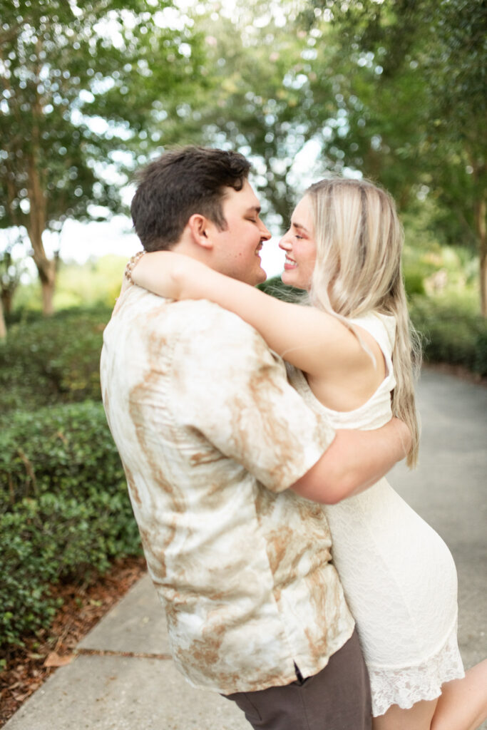 engagement session downtown pensacola veterans memorial park 